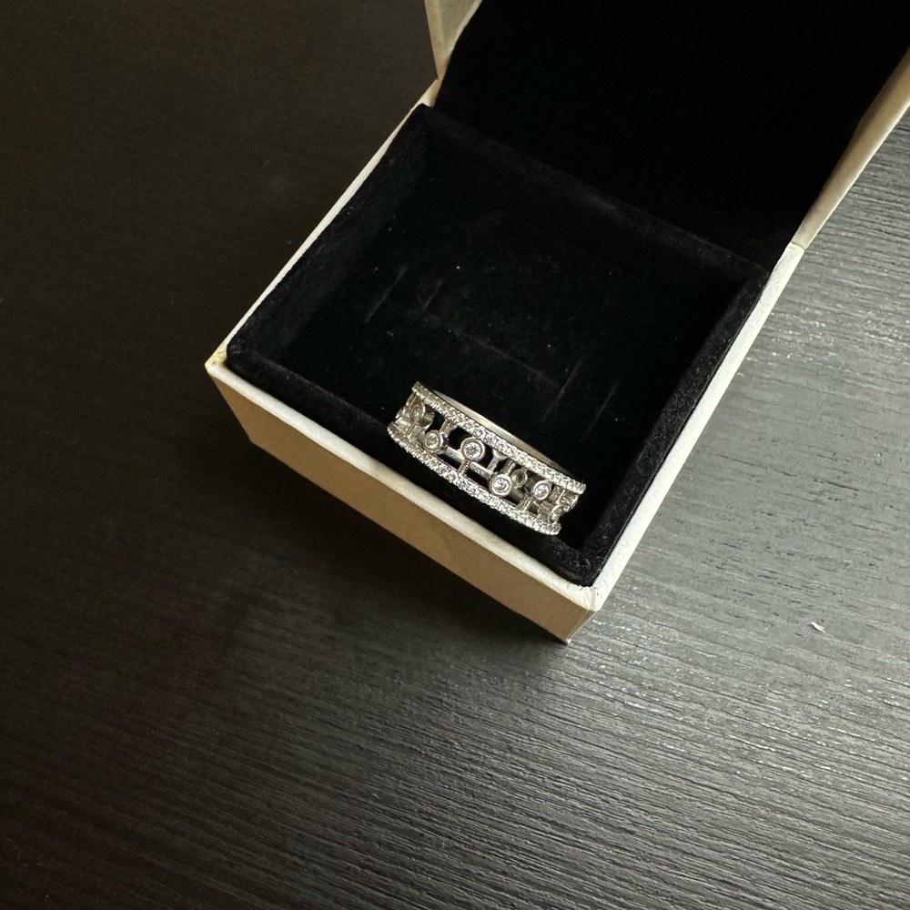 Designer Silver Colour ring - Picture 2 of 3